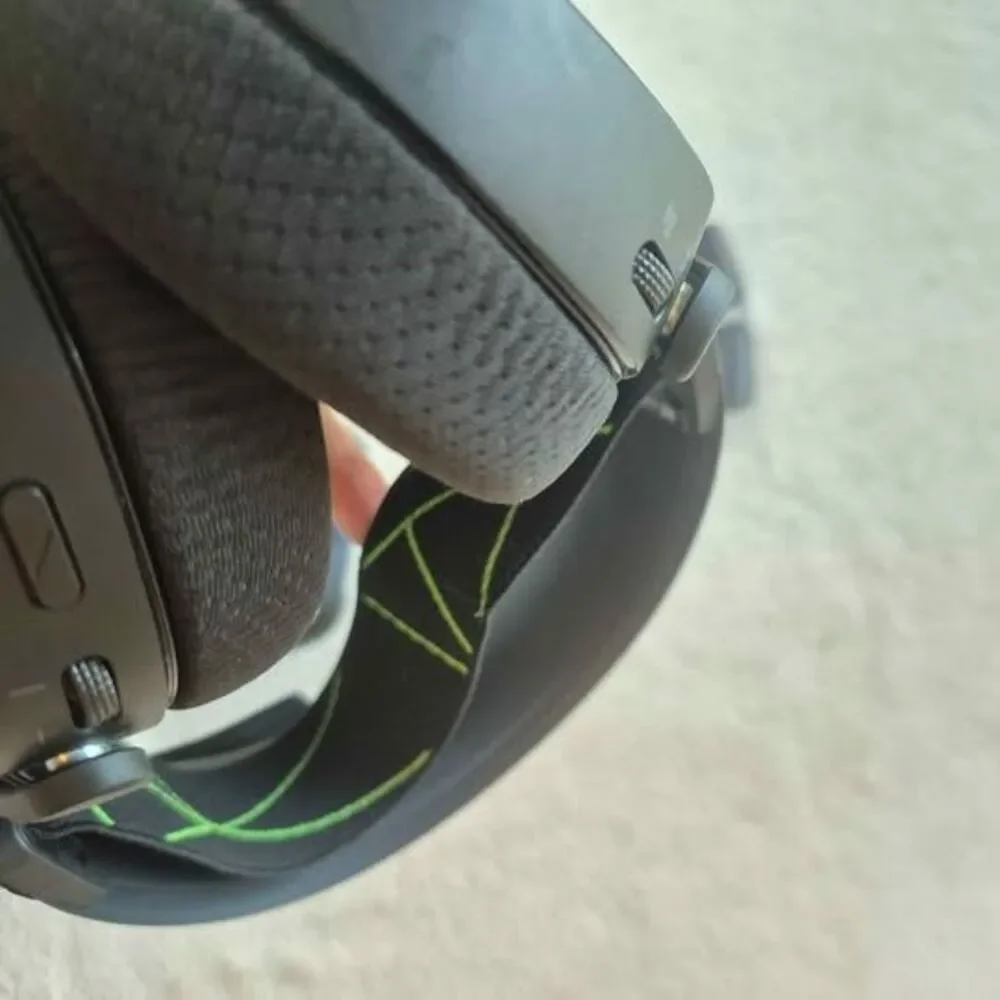 SteelSeries Arctis 9X Wireless Headset and Xbox Wireless Controller